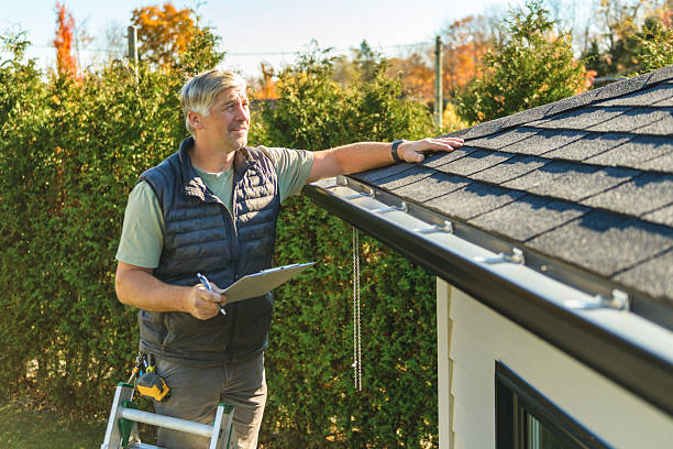 Professional Roofing technician working in Glenville, CT